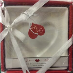 Heart shaped dipping dish