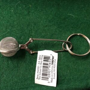 Tea infuser keychain
